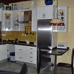 To The Street With Big Kitchen איקוד דה לוס וינוס